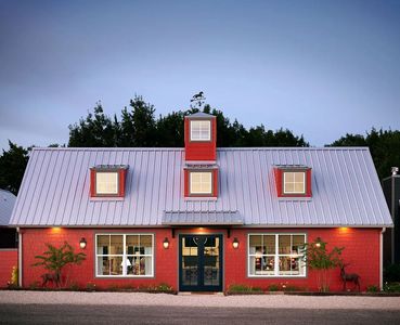 Agent Favorite: Red Antler Hotel